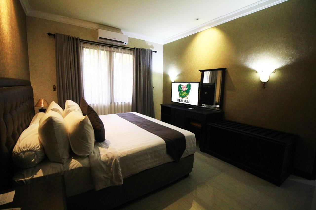 Lotus Garden Hotel Кедірі Екстер'єр фото